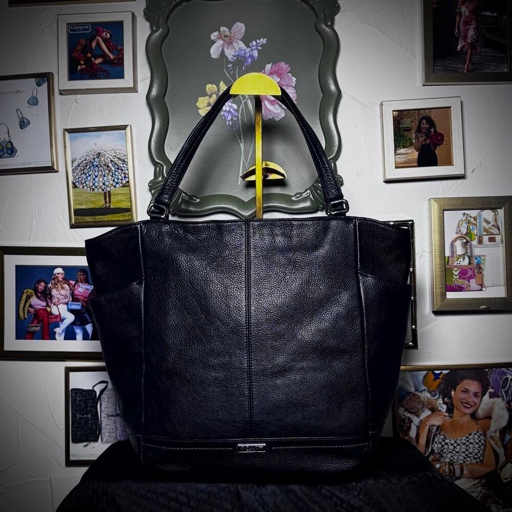 Vintage Coach Park Leather Carrie Tote
